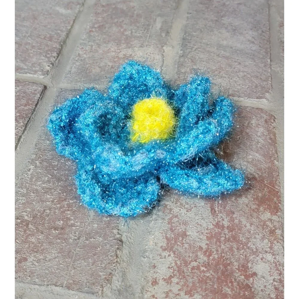 Aqua and yellow flower scrubby